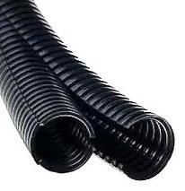 [3100024 TYC] CORAZA PLÁSTICA NEGRA 1/2 X MT ABIERTA